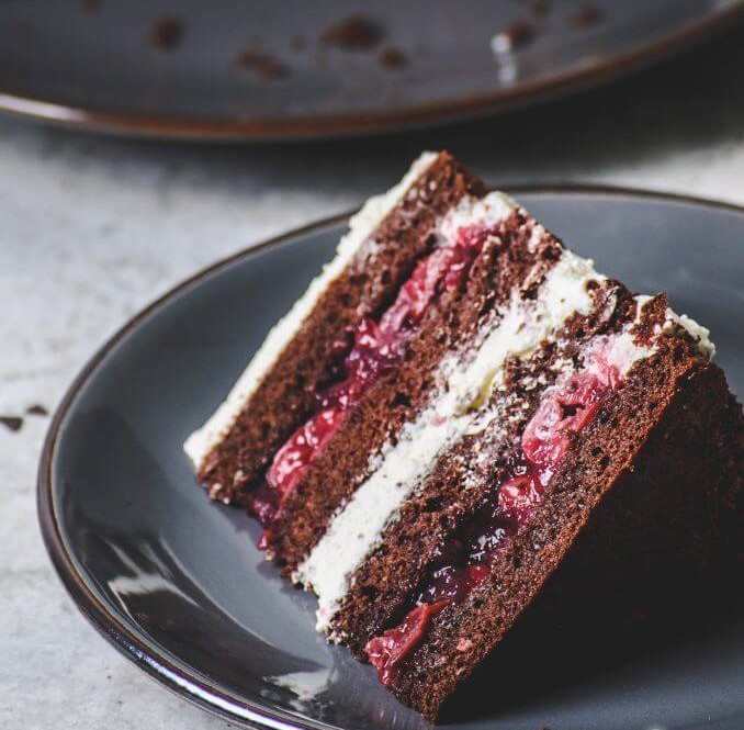 backina schwarzwaelder kirschtorte naked cake FW02467 678x1024 1