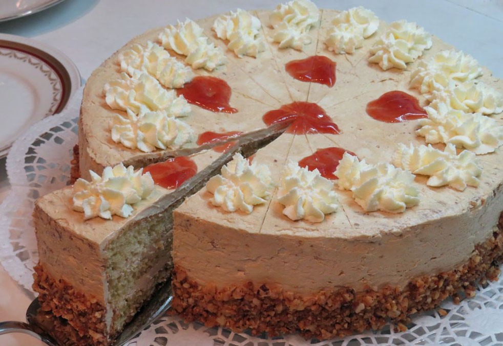 muttertagstorte mokkatorte mit buttercreme konditorrezept by daninas dad