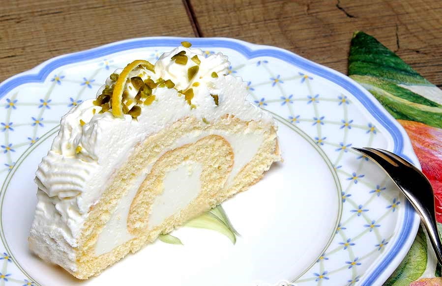 zitronenjoghurtrollestueck