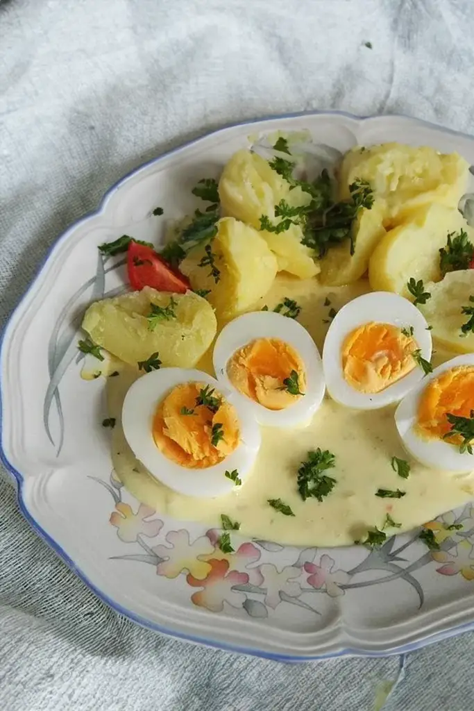 EIER IN SENFSAUCE REZEPT2 683x1024 1