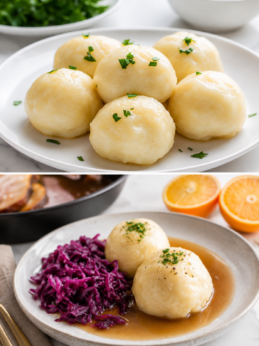 Traditionelle Kartoffelklöße auf einem Teller mit Petersilie und herzhafter Bratensauce.